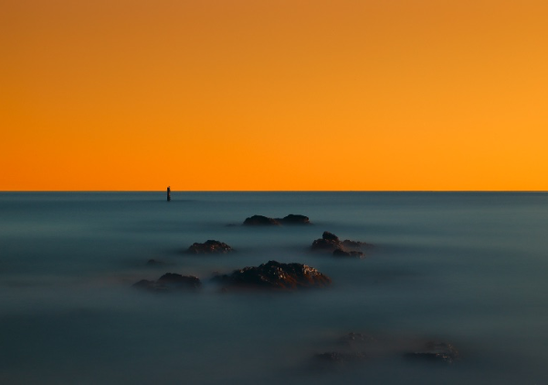 Orange Silence / 橙の静寂 - 秋倉　康介