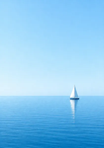 青の彼方 -Beyond the Blue- - AKI