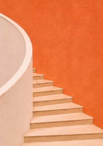 Curved Staircase - sara fraysse