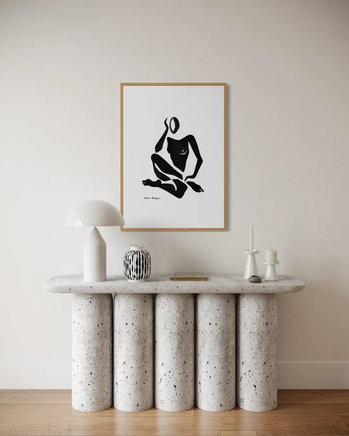 Figure Black4 - Astrid Babayan
