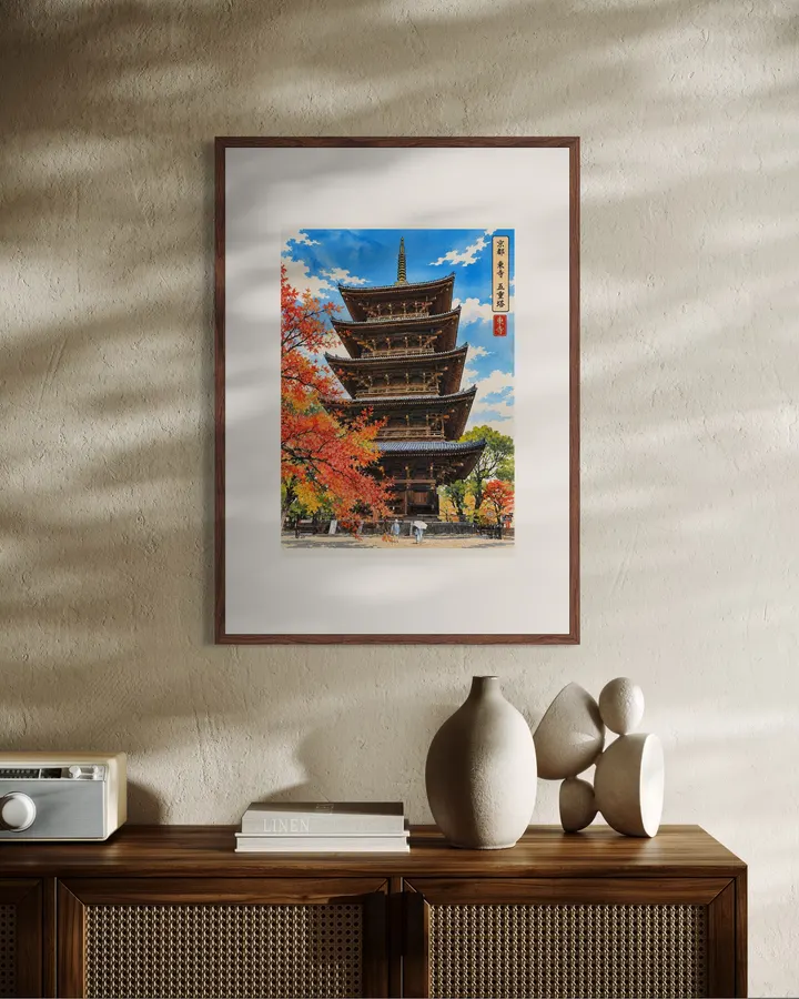 紅葉を左に寄せた東寺五重塔 - MATSUTOMI HAYASHI