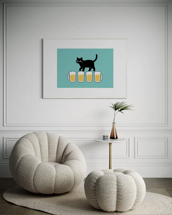 ビールジョッキの上を歩く黒猫 - miru