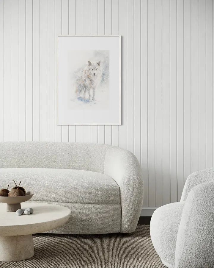雪の中の白い狼